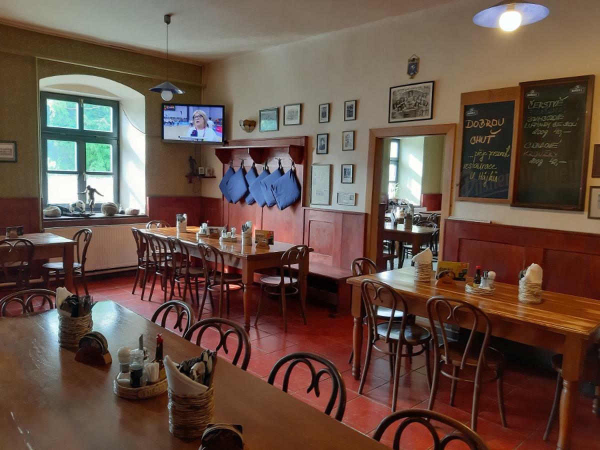 Penzion A Restaurace U Hajku Nove Dvory  Bagian luar foto